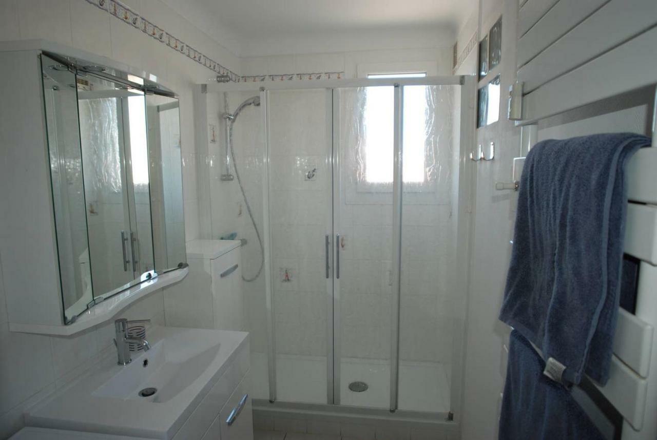 T2 50 M² Au Bord De Mer La Chaume Exterior photo